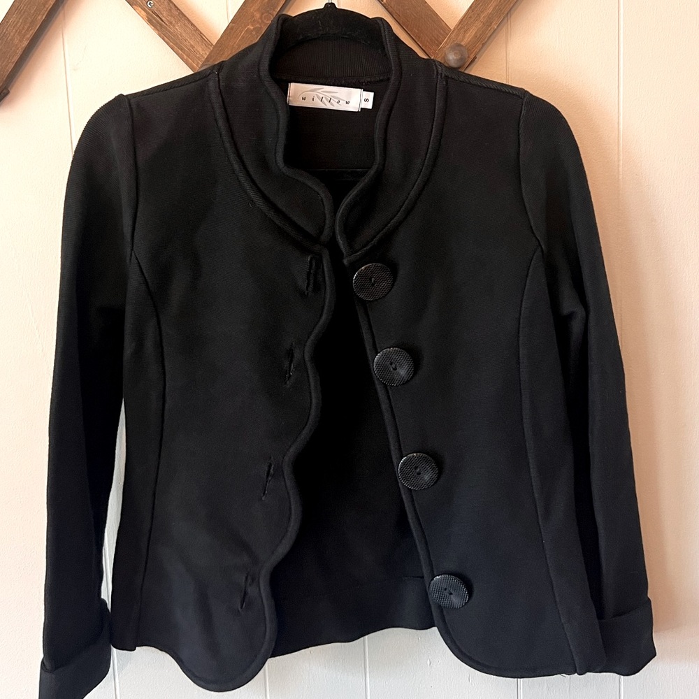 Black scalloped blazer with large buttons